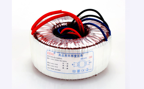 圣元電源變壓器低損耗，震動小