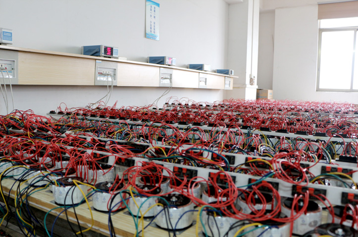 環(huán)型變壓器老化測試